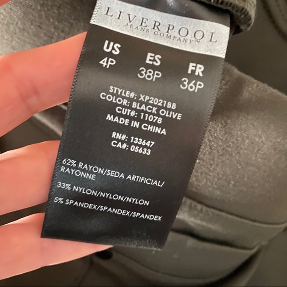 Liverpool Olive Green Leggings Size 4/27 - Picture 11 of 11